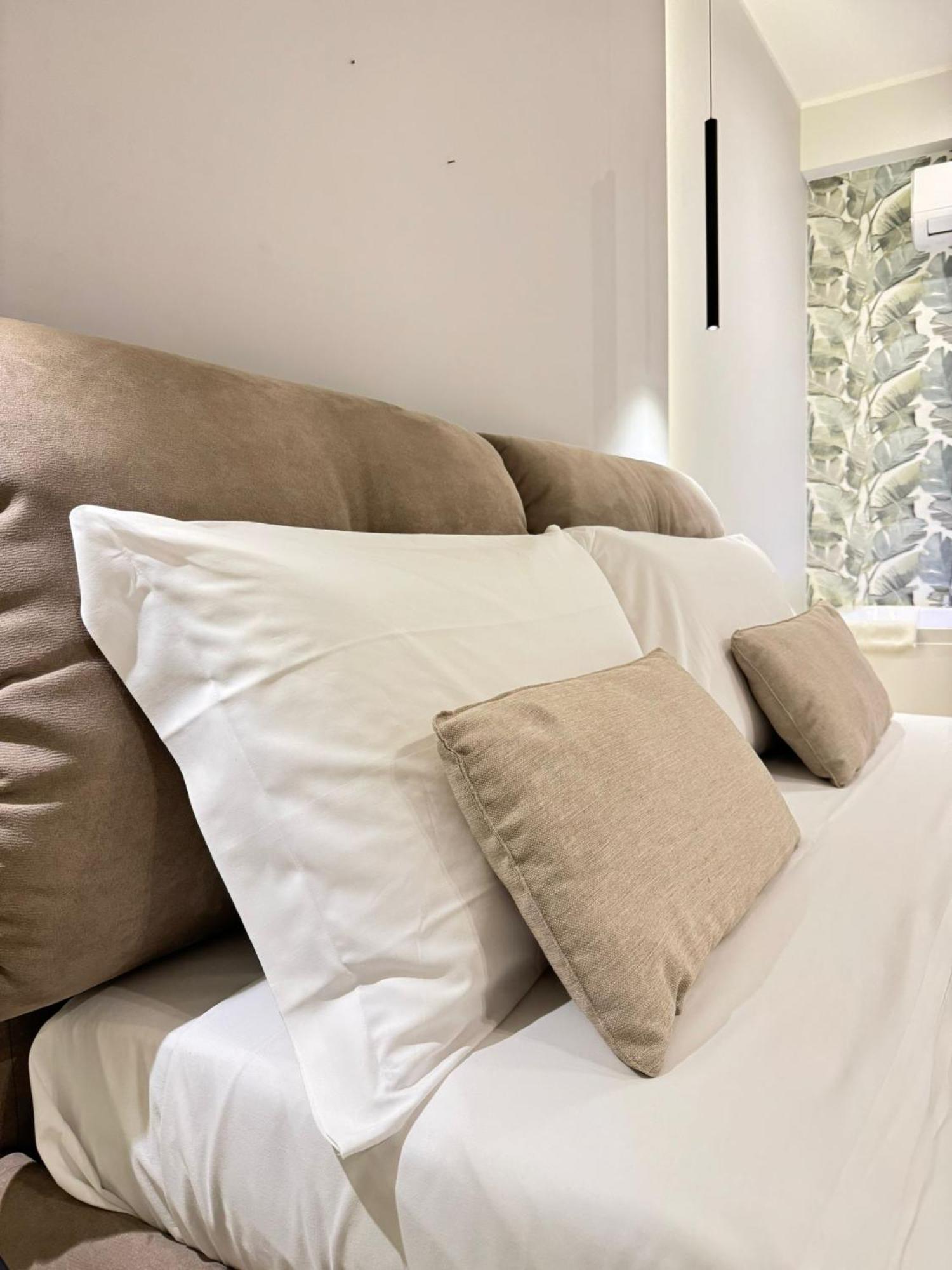 Luxury Apartment - Suite Cavour Μπάρι Εξωτερικό φωτογραφία