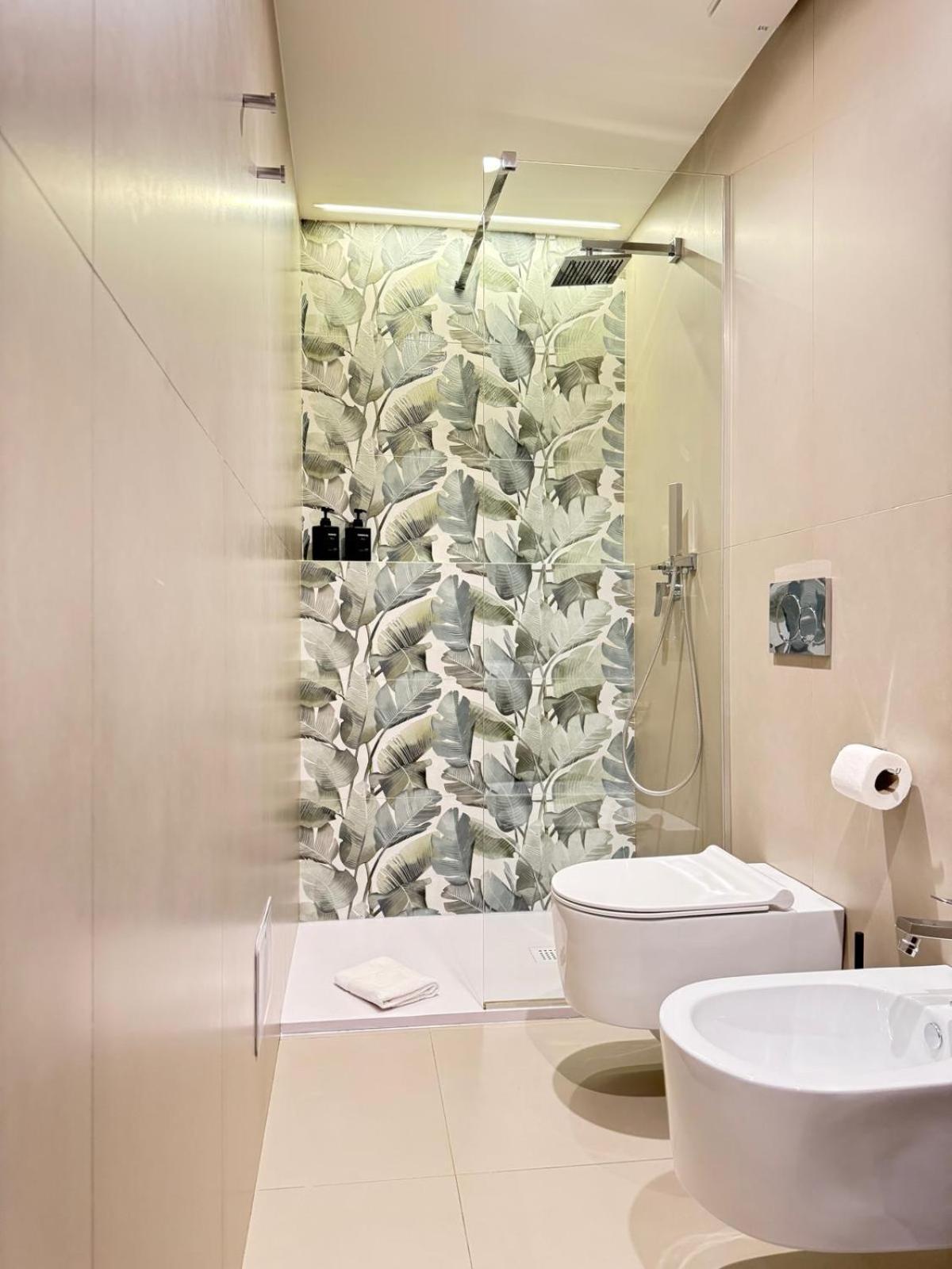 Luxury Apartment - Suite Cavour Μπάρι Εξωτερικό φωτογραφία
